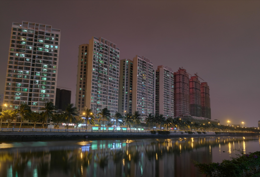 手机的里夜色海口